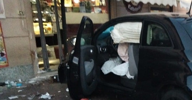 Gravellona, non ce l'ha fatta la donna 51enne investita fuori dal bar