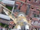 Novara: due ragazzi si arrampicano sulla Cupola Antonelliana per un selfie, denunciati dalla polizia locale Novara: due ragazzi si arrampicano sulla Cupola Antonelliana per un selfie, denunciati dalla polizia locale