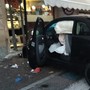 Gravellona Lomellina, falcia due persone con l’auto fuori da un bar: 41enne arrestato dai carabinieri per tentato omicidio