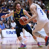 Basket serie B, Vigevano espugna il PalaMacchia (83-93) e vola in finale per la promozione in A2!!! Basket serie B, Vigevano espugna il PalaMacchia (83-93) e vola in finale per la promozione in A2!!!