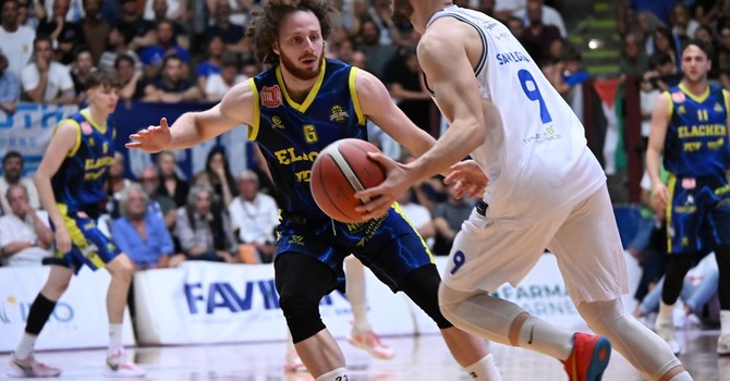 Basket serie B, Vigevano espugna il PalaMacchia (83-93) e vola in finale per la promozione in A2!!!