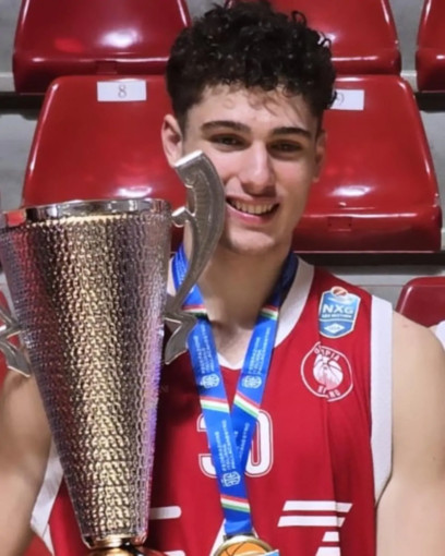 Basket: complimenti a Mattia Grassi, dalla CAT Vigevano allo scudetto con l'under 19 di EA7 Milano