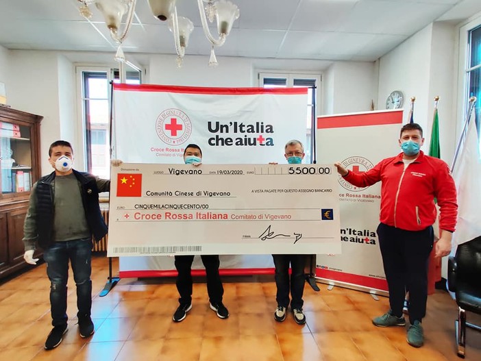 Vigevano: la comunità cinese dona 5.500 euro alla Croce Rossa
