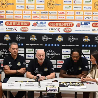 Basket serie A2, Spaccasassi: "Un onore averlo in squadra, Freeman ci aiuterà con la sua esperienza "
