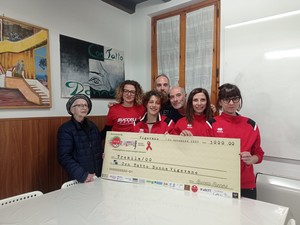 Vigevano, solidarietà in corsa: Buccella Run dona il ricavato della "We Run For Woman" all’Associazione Con Tatto Donna