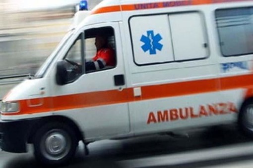 Gambolò: incidente in via Olimpia, soccorse 2 persone