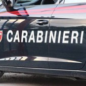 Voghera: viola il divieto di avvicinamento alla ex moglie, sorpreso mentre le ruba contanti e cellulare