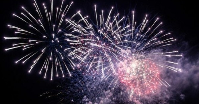 Abbiategrasso: 30enne denunciato per accensione di fuochi d’artificio Abbiategrasso: 30enne denunciato per accensione di fuochi d’artificio