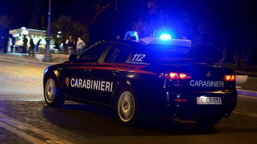 Lomello: spaccata notturna al bar "Bel Sit Cafè", i ladri fuggono con denaro e tabacchi Lomello: spaccata notturna al bar "Bel Sit Cafè", i ladri fuggono con denaro e tabacchi