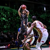 Basket LBA, Bertram a Venezia per conoscere il suo destino-playoff: “Sappiamo bene cosa ci giochiamo”