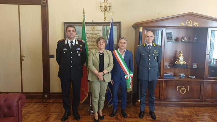Pavia: Pieve del Cairo, 66° comune che aderisce al controllo di vicinato firmato il protocollo a palazzo Malaspina Pavia: Pieve del Cairo, 66° comune che aderisce al controllo di vicinato firmato il protocollo a palazzo Malaspina