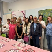 La forza e il sorriso e AmOS inaugurano i laboratori di bellezza per "Mamme e Figlie" presso l'Oncologia del San Matteo di Pavia