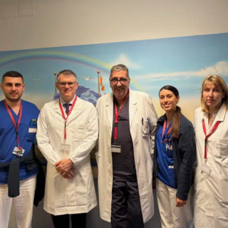 Intervento straordinario al Policlinico di Milano: salvata Jasmine, neonata di 40 giorni con un raro tumore al fegato