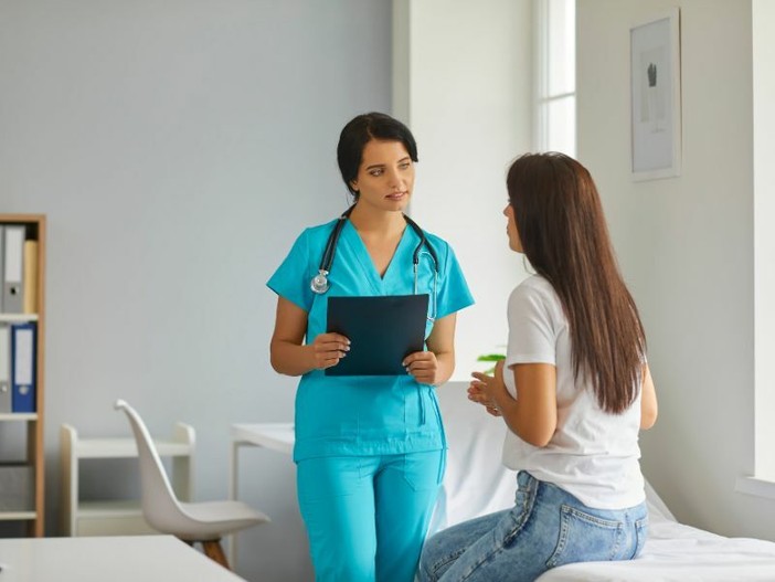 Servizio di medico a domicilio: ottenere diagnosi, controlli e prescrizioni comodamente nel proprio ambiente domestico