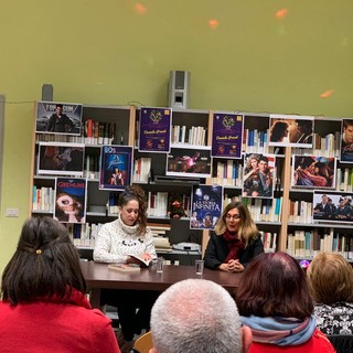 Gambolò, un successo l’incontro con la scrittrice Daniela Grandi. “Tornerò a marzo per il nuovo romanzo” Gambolò, un successo l’incontro con la scrittrice Daniela Grandi. “Tornerò a marzo per il nuovo romanzo”