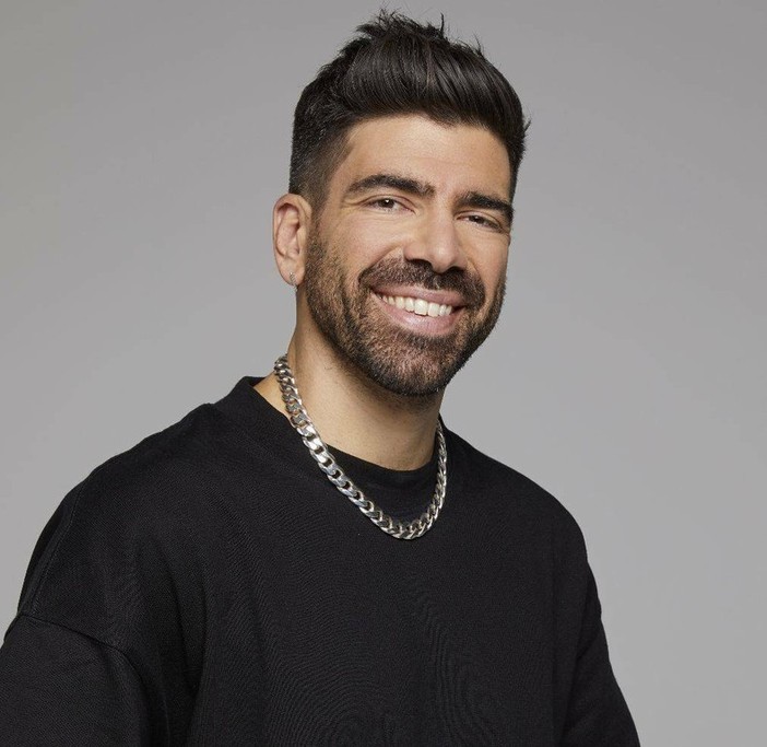 Festival 2026: primo annuncio di Carlo Conti al Tg1, "Sanremo Giovani" sarà condotto dal vigevanese Gianluca Gazzoli Festival 2026: primo annuncio di Carlo Conti al Tg1, "Sanremo Giovani" sarà condotto dal vigevanese Gianluca Gazzoli