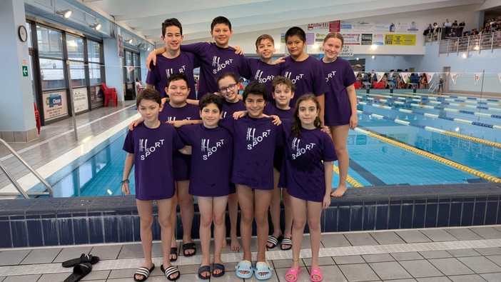 Nella foto: gli Esordienti B in gara a Sesto Calende