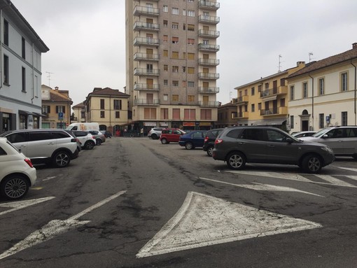 Mortara, posteggi strisce blu: già attivi una serie di benefici. Spiccano i 15 minuti di gratuità Mortara, posteggi strisce blu: già attivi una serie di benefici. Spiccano i 15 minuti di gratuità