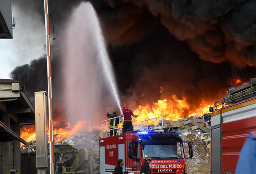 Lombardia, Commissione Antimafia approva proposta istituzione indagine conoscitiva su stoccaggio e traffico illecito dei rifiuti