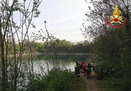 Nerviano: auto nel laghetto, dentro il corpo senza vita di un uomo