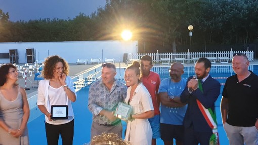 Tromello in festa per “Yaya” Galli. La centrocampista premiata insieme all’azzurra Ilaria Mauro (FOTO e VIDEO)