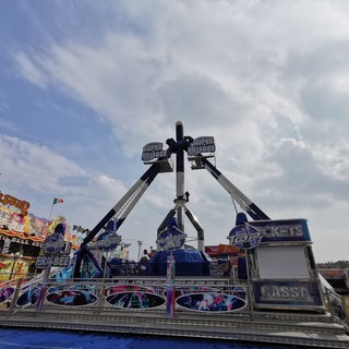 - FOTOGALLERY - Vigevano: arriva il luna park in piazzale Longo