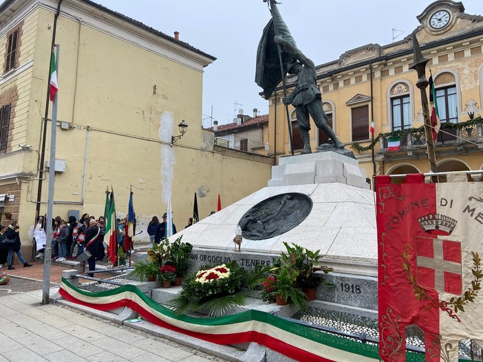 Mede: commemorato il Centenario del monumento ai Caduti