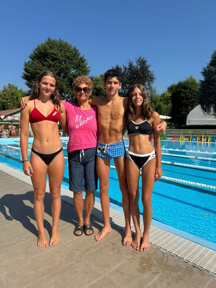(Nella foto, da sinistra: Martina Biso, Fabio Callegari e Giorgia Gramegna con la coach Eliana Rampini)
