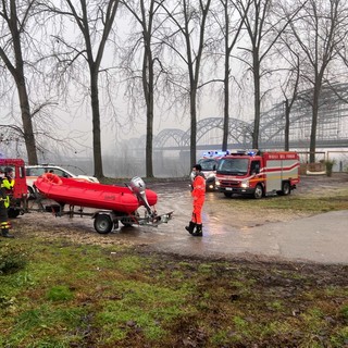 Mezzana Bigli: mezzi di soccorso allertati per una presunta caduta nel Po, ma è tutto falso