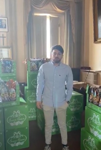 VIDEO. Dorno, l’amministrazione compra a proprie spese uova di Pasqua per i bambini
