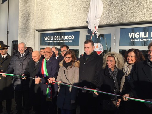- (FOTOGALLERY) - Mortara: inaugurata la caserma dei vigili del fuoco al polo logistico