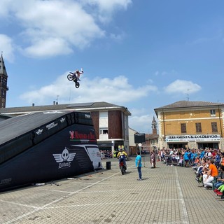 Mede: in piazza Giovanni Paolo II, l'evento "Tutti in sella", progetto di mototerapia