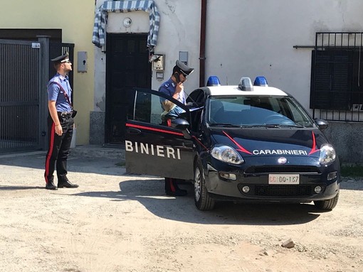 Vigevano, denunciato il terzo componente della gang dedita al furto di corrente elettrica e allo spaccio di stupefacenti Vigevano, denunciato il terzo componente della gang dedita al furto di corrente elettrica e allo spaccio di stupefacenti