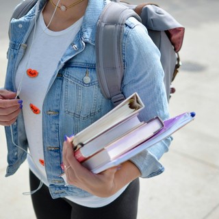 Risparmiare sui libri scolastici? Tutto in un click grazie alla sezione dedicata alla scuola del Mondadori Store