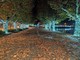 Il lungolago illuminato di Porto Valtravaglia (foto d'archivio)