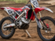 Garlasco: forzano il furgone e portano via tre moto da cross, poi si danno alla fuga