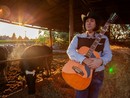 Ruggero de I Timidi dal vivo al &quot;Cowboys Guest Ranch&quot; di Voghera in versione country