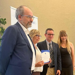 Donazione e trapianti: al San Matteo di Pavia un riconoscimento per i risultati e l’impegno nella cultura del dono Donazione e trapianti: al San Matteo di Pavia un riconoscimento per i risultati e l’impegno nella cultura del dono