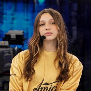Per la vigevanese Sarah Toscano dopo la finale di "Amici" è in arrivo un EP con Warner Music