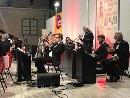 Dal 24 giugno al 5 luglio la quinta edizione del festival “A Vigevano Jazz” Dal 24 giugno al 5 luglio la quinta edizione del festival “A Vigevano Jazz”