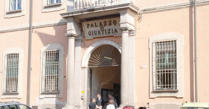 Tentato omicidio a Robbio, resta in carcere il 27enne tunisino accusato dell’aggressione Tentato omicidio a Robbio, resta in carcere il 27enne tunisino accusato dell’aggressione