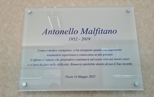 Pavia: al San Matteo posata una targa in ricordo dell'infettivologo Antonello Malfitano