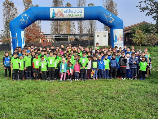 Gravellona, al cross dei 3 Laghi molto bene i giovani atleti ducali Gravellona, al cross dei 3 Laghi molto bene i giovani atleti ducali