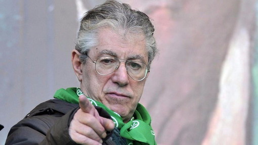 E' morto Umberto Bossi. Il "senatur" si è spento al Circolo di Varese