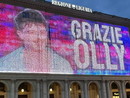 Sanremo 2025: la regione si illumina per celebrare la vittoria di Olly, in piazza le note di 'Balorda nostalgia'