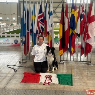 Mortara, Antonella Signorelli e Shine conquistano il titolo mondiale di Dog Dance Freestyle