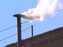 HABEMUS PAPAM. Fumata bianca dalla Cappella Sistina. Attesa per il nome del nuovo Pontefice