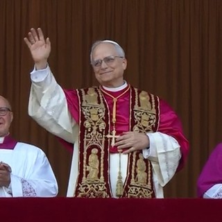 HABEMUS PAPAM. Il nuovo Papa è l'americano Robert Francis Prevost. Si chiamerà Leone XIV. Le prime parole: «La pace sia con tutti voi»