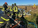 Scontro tra auto e trattore, morto un 45enne novarese (FOTO) Scontro tra auto e trattore, morto un 45enne novarese (FOTO)