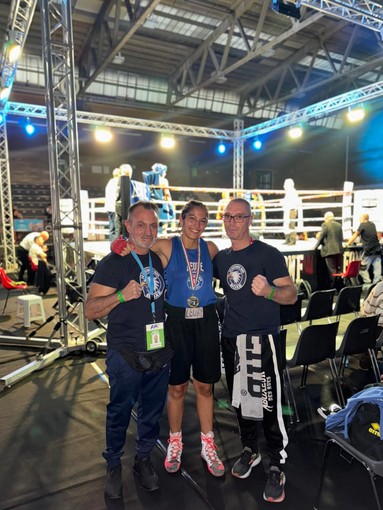 Pugilato, Lucrezia Capuzzi è campionessa regionale élite: grande successo per la Costanza Mortara Pugilato, Lucrezia Capuzzi è campionessa regionale élite: grande successo per la Costanza Mortara